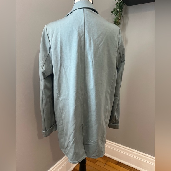 Athleta Minimalistic Eastbound Blazer - Picture 6 of 8